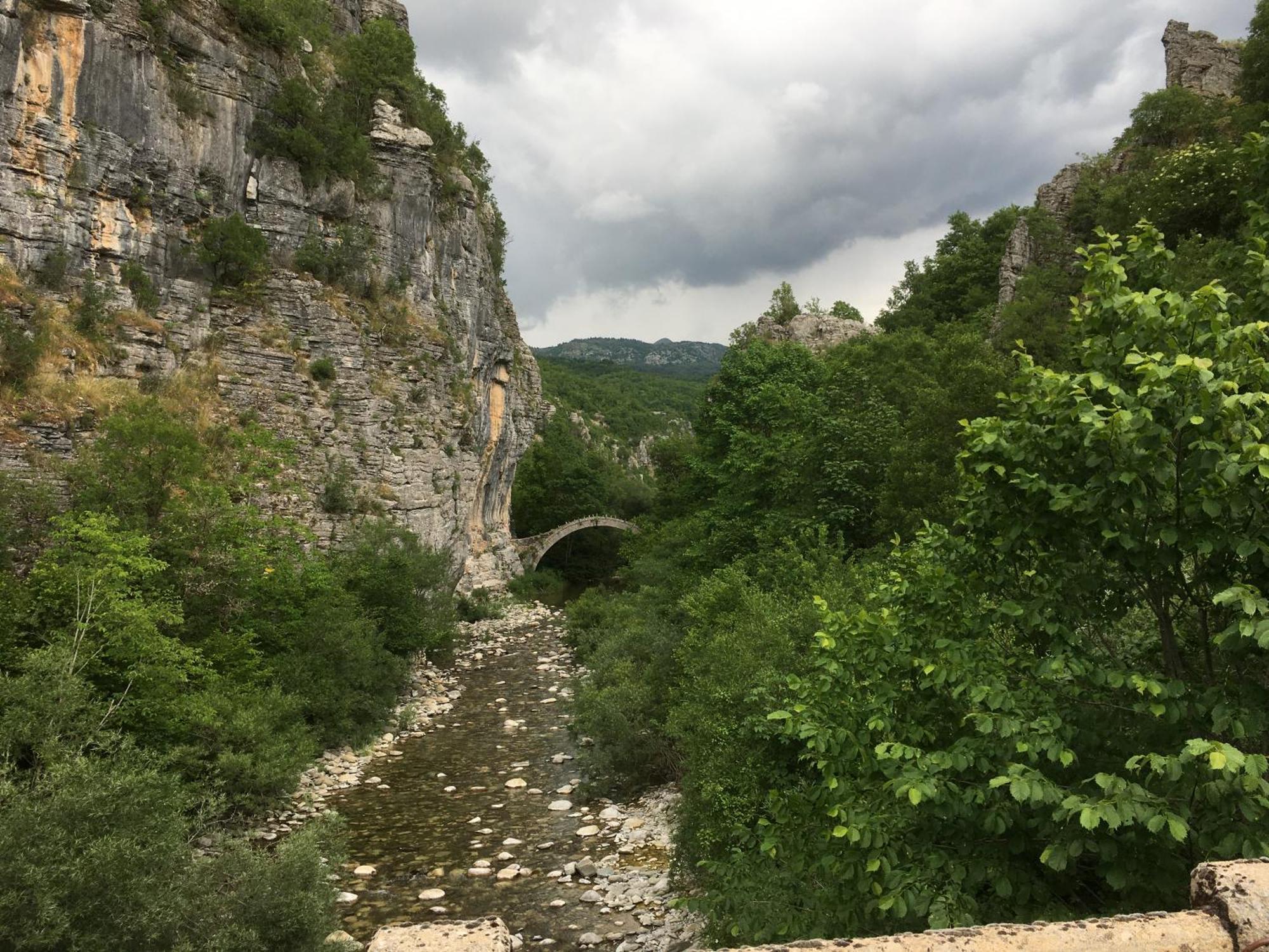 Katikia Zagori Hotel Vitsa ภายนอก รูปภาพ