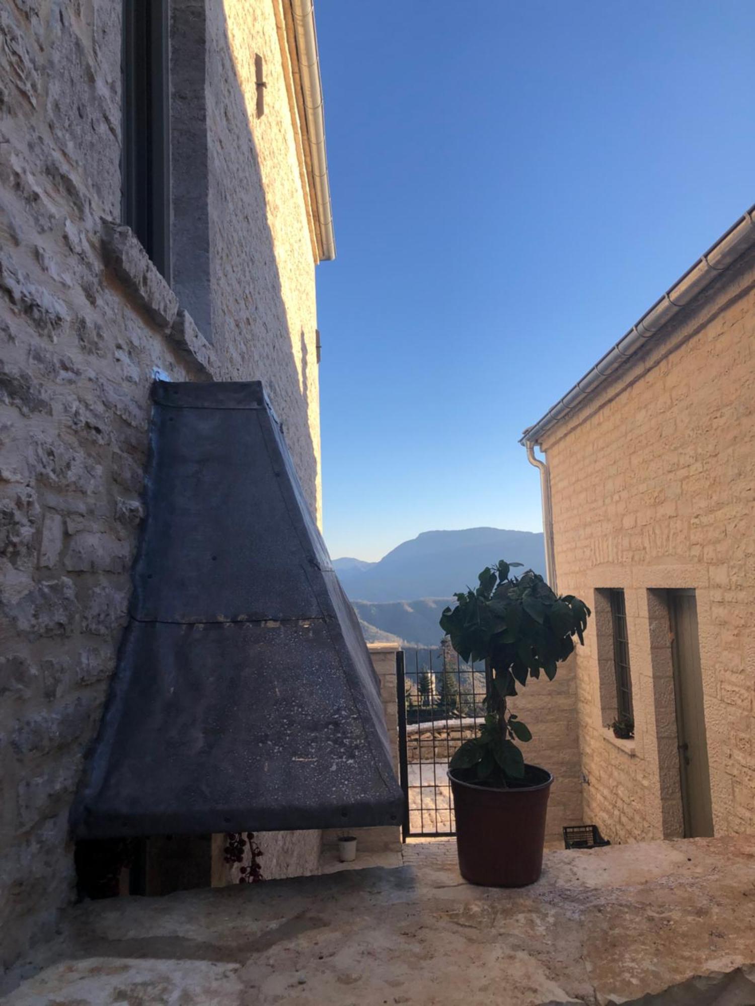 Katikia Zagori Hotel Vitsa ภายนอก รูปภาพ